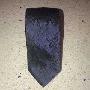 HUGO BOSS MEN’S ITALIAN SILK TIE!!
